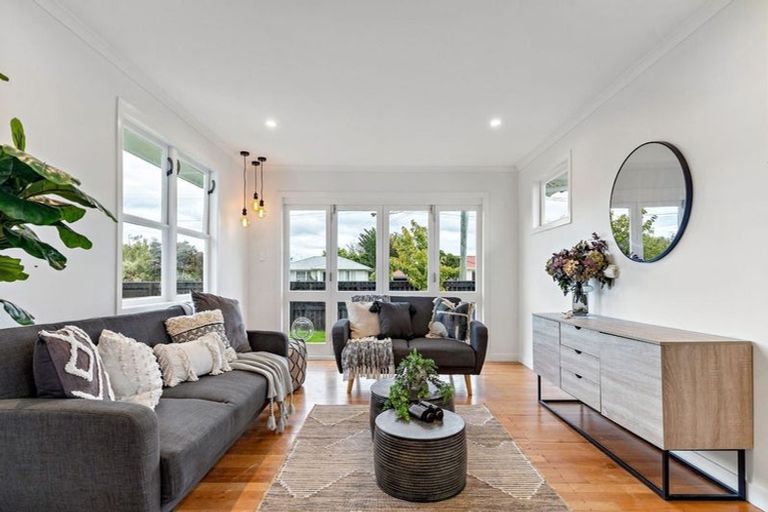 Photo of property in 2 Windsor Street, Solway, Masterton, 5810