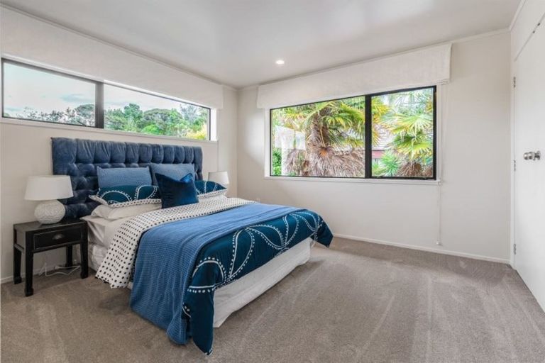 Photo of property in 100 Porritt Avenue, Chatswood, Auckland, 0626