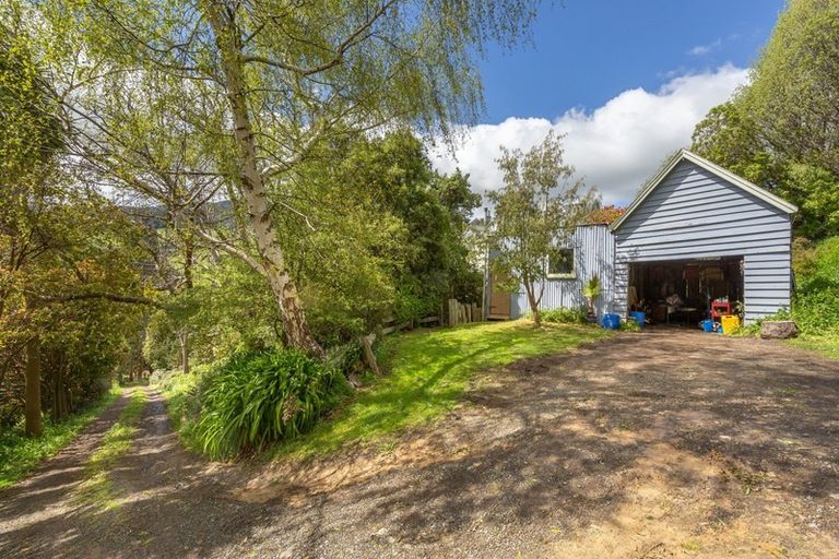 Photo of property in 8 Shadbolts Road, Pigeon Bay, Akaroa, 7583