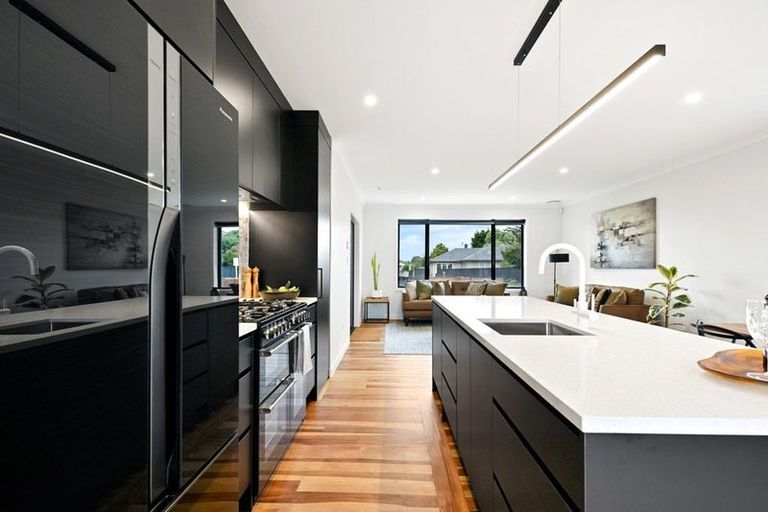 Photo of property in 143 Beerescourt Road, Beerescourt, Hamilton, 3200