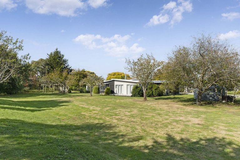 Photo of property in 1 Grey Street, Martinborough, 5711