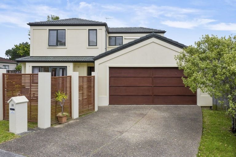 Photo of property in 18 Belle Verde Drive, Sunnynook, Auckland, 0630