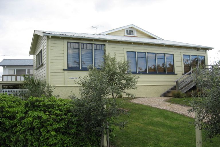 Photo of property in 4 Golf Road, Tahunanui, Nelson, 7011