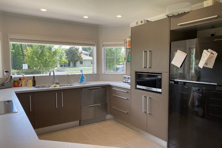 Photo of property in 32 Harrowfield Drive, Harrowfield, Hamilton, 3210