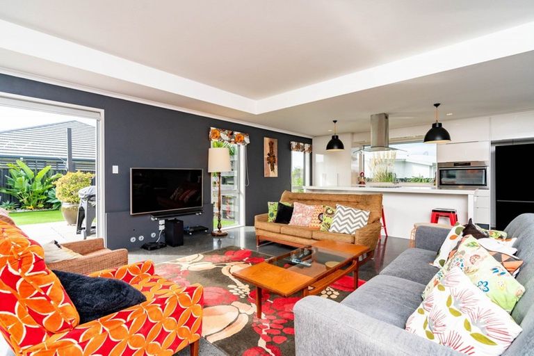 Photo of property in 14 Riverglen Road, Waipu, 0510