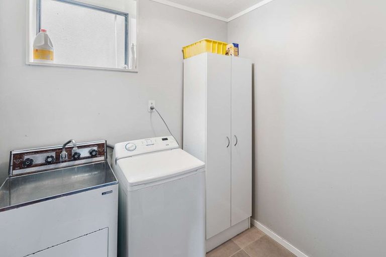 Photo of property in 87 Great North Road, Saint Johns Hill, Whanganui, 4501