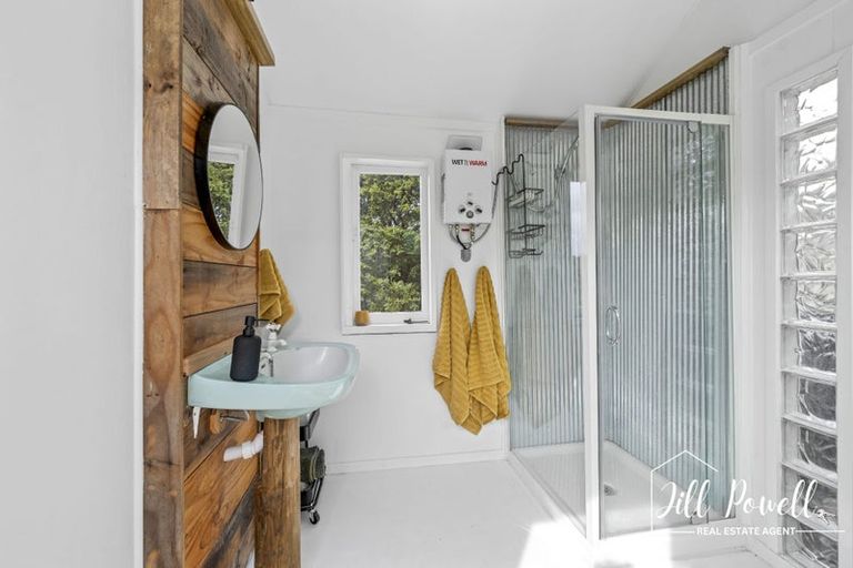 Photo of property in 611 Bickerstaffe Road, Maungaturoto, 0587