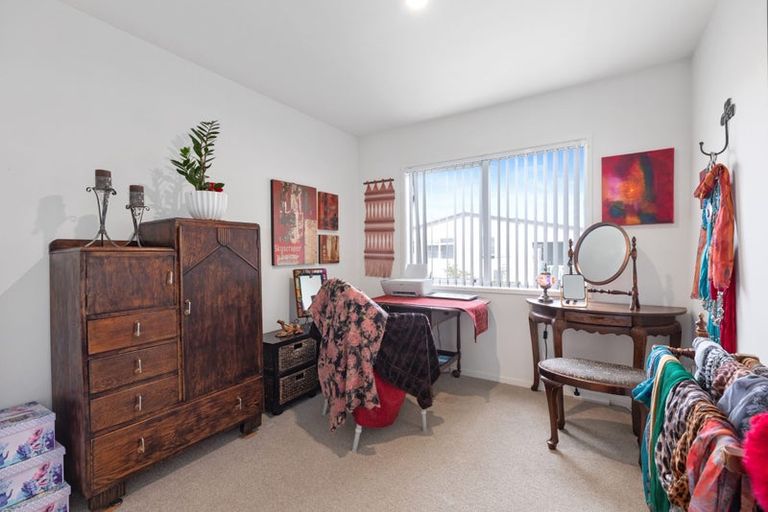 Photo of property in 11 Kamahi Crescent, Papamoa Beach, Papamoa, 3118