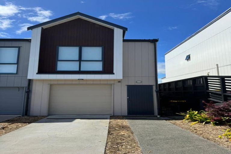 Photo of property in 8 Canna Street, Totara Park, Auckland, 2019
