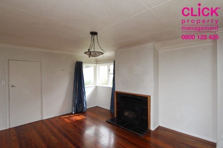 Photo of property in 27 Hanlon Street, Halfway Bush, Dunedin, 9010