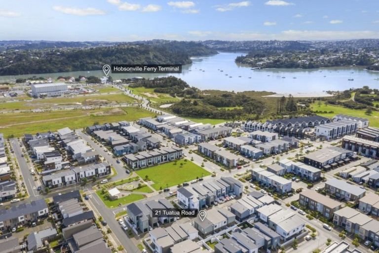Photo of property in 21 Tuatua Road, Hobsonville, Auckland, 0616