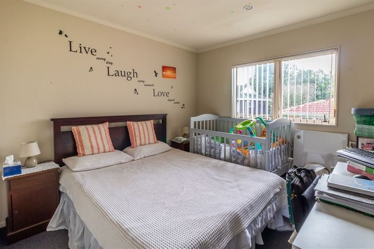 Photo of property in 11 Bean Place, Mount Wellington, Auckland, 1060