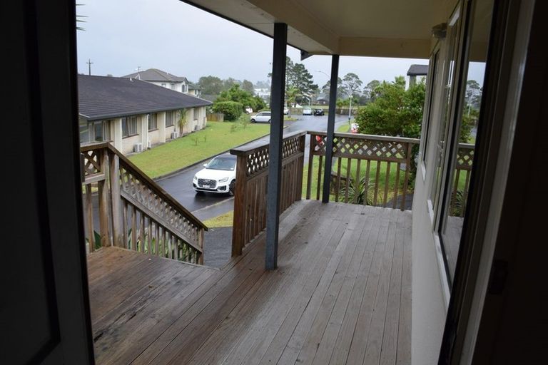 Photo of property in 13 Noel Williams Place, Windsor Park, Auckland, 0630