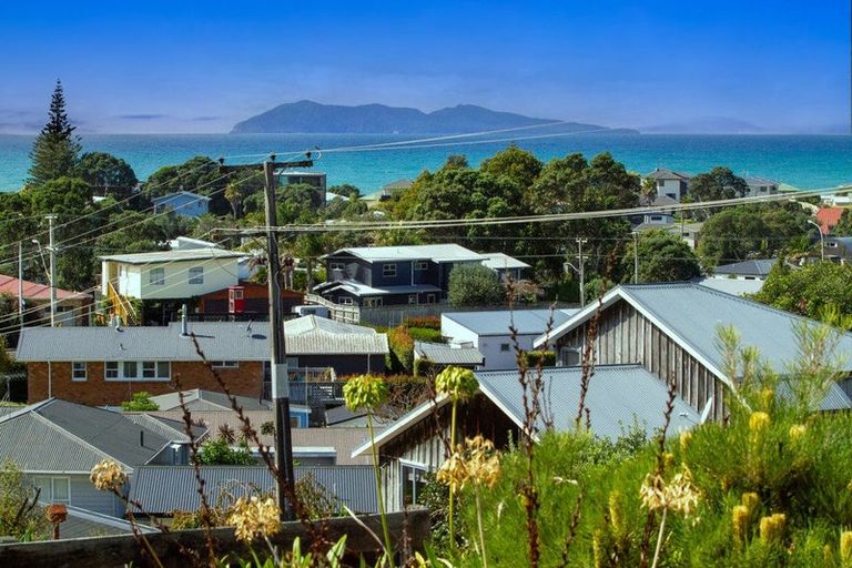 Photo of property in 22 The Crescent, Waihi Beach, 3611