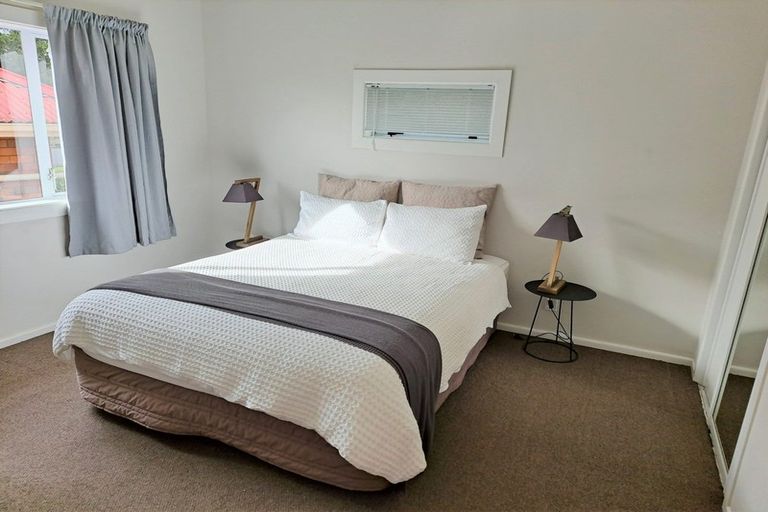 Photo of property in 18 Valley Road, Pukekohe, 2120