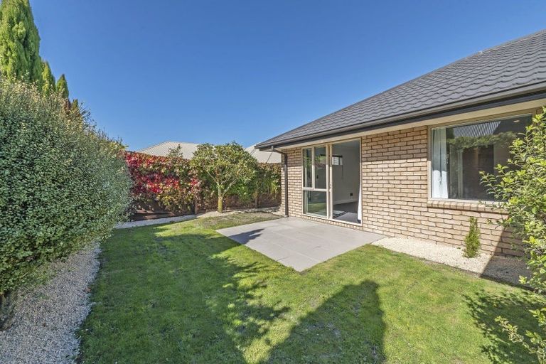 Photo of property in 23 Date Crescent, Aidanfield, Christchurch, 8025
