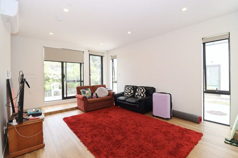 Photo of property in 3 Korokio Lane, Henderson, Auckland, 0612