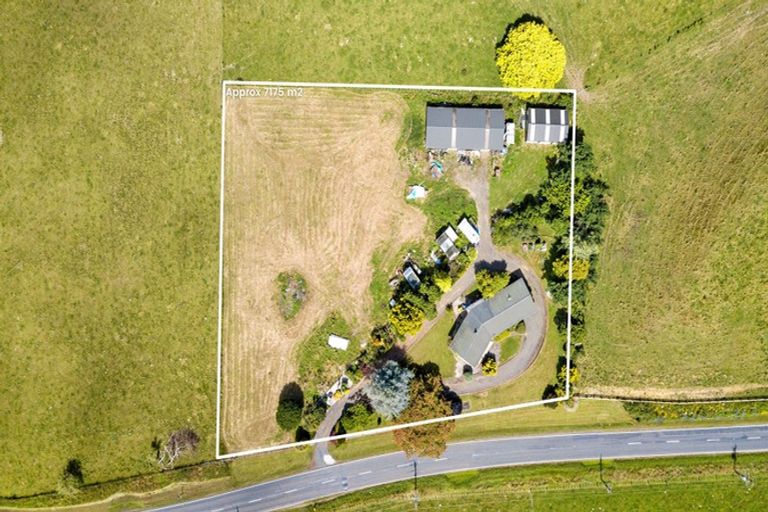 Photo of property in 1569 Te Pahu Road, Karamu, Hamilton, 3285