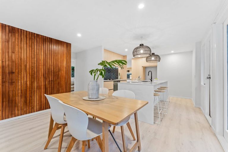 Photo of property in 1/68 Braemar Road, Castor Bay, Auckland, 0620