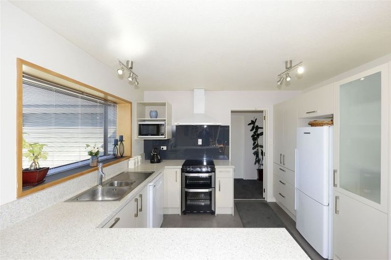 Photo of property in 8 Greenwood Close, Woodend, 7610