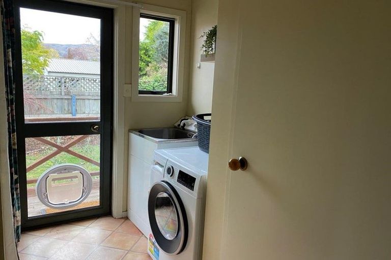 Photo of property in 21 Antrim Street, Cromwell, 9310