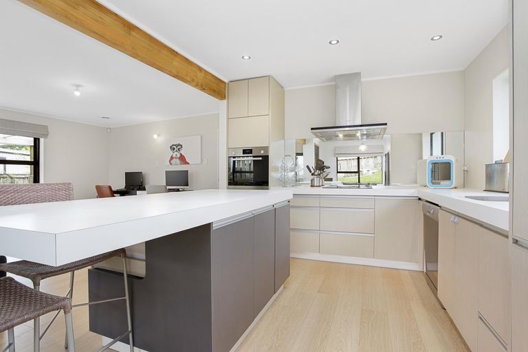 Photo of property in 1/26 Petrel Place, Massey, Auckland, 0614