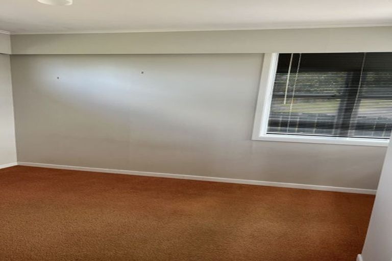 Photo of property in 10 Coronation Road, Glenfield, Auckland, 0627