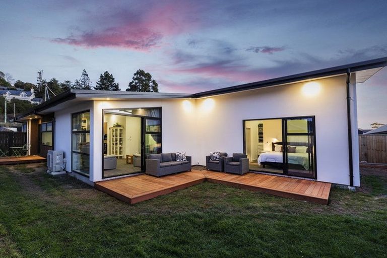 Photo of property in 5 Dray Place, Halswell, Christchurch, 8025