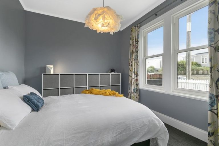 Photo of property in 6 Beach Street, Petone, Lower Hutt, 5012