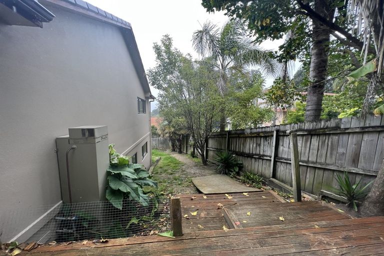 Photo of property in 66 Kate Sheppard Avenue, Torbay, Auckland, 0630