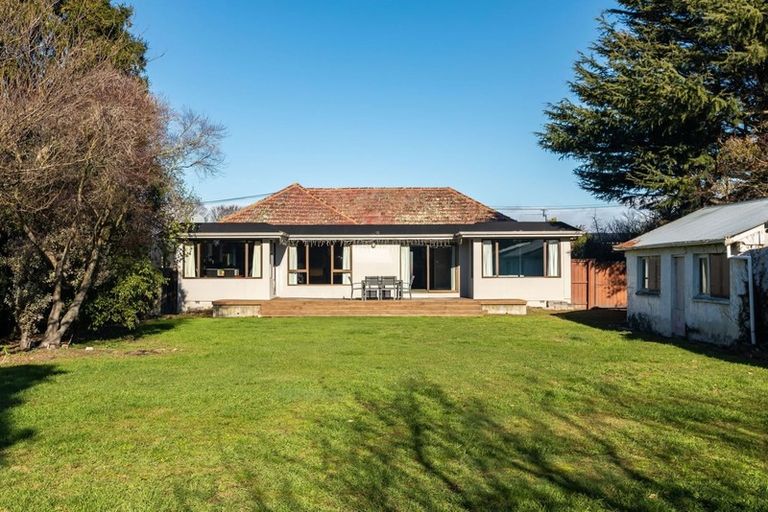 Photo of property in 15 Lees Road, Strowan, Christchurch, 8052