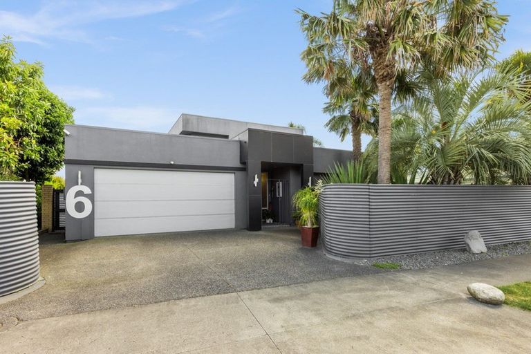 Photo of property in 6 Park Road, Greenmeadows, Napier, 4112