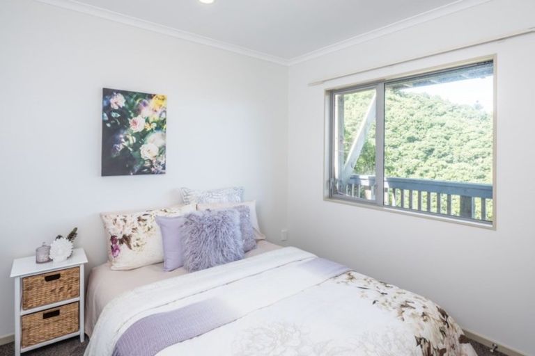 Photo of property in Onslow Heights, 17c Onslow Road, Khandallah, Wellington, 6035