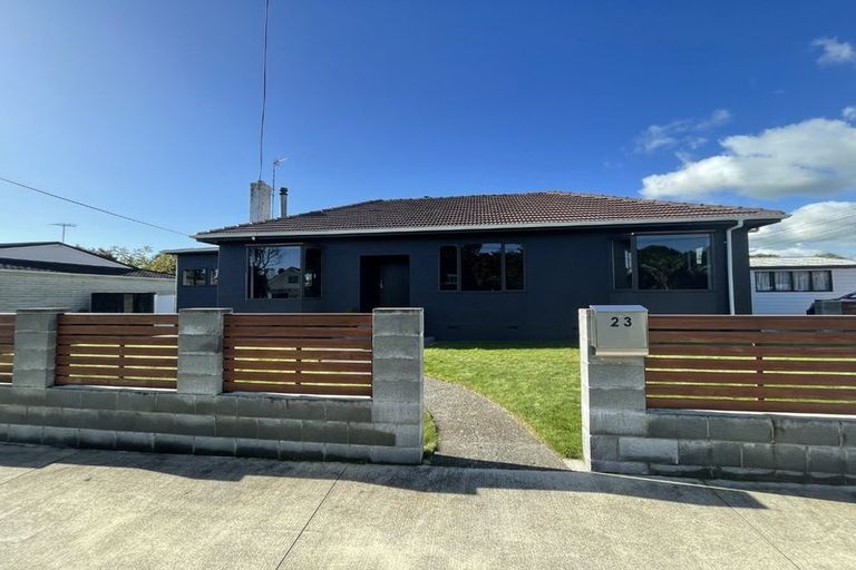 Photo of property in 23 List Street, Welbourn, New Plymouth, 4310