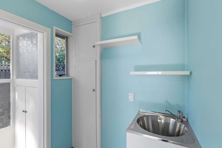 Photo of property in 36a Shaw Avenue, New Brighton, Christchurch, 8083