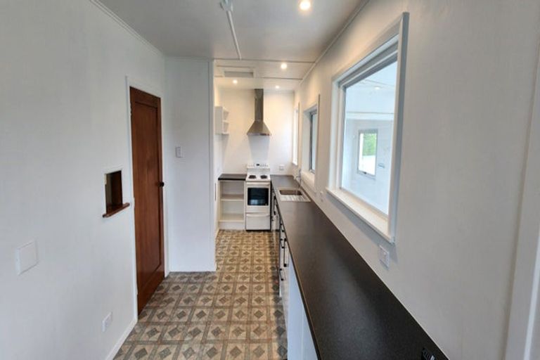 Photo of property in 9 Plympton Street, Brooklands, New Plymouth, 4310