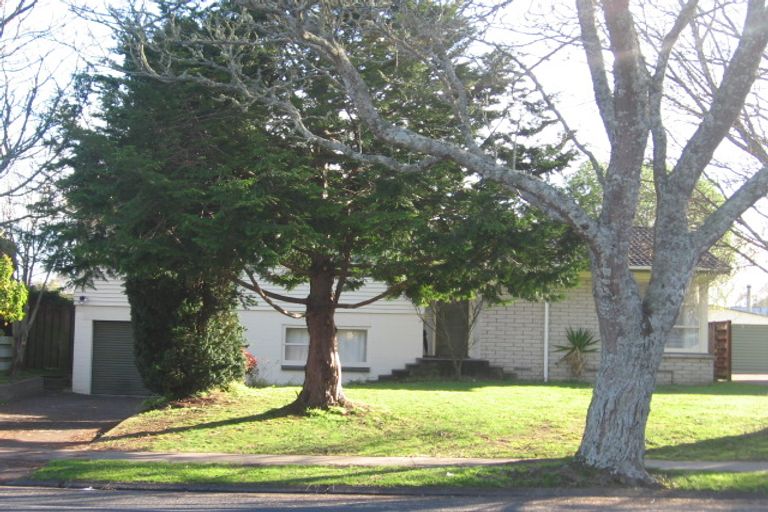 Photo of property in 7 Totara Drive, St Andrews, Hamilton, 3200