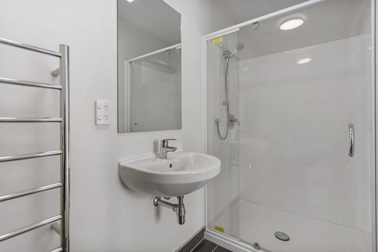 Photo of property in 87 Grove Road, Papakura, 2110