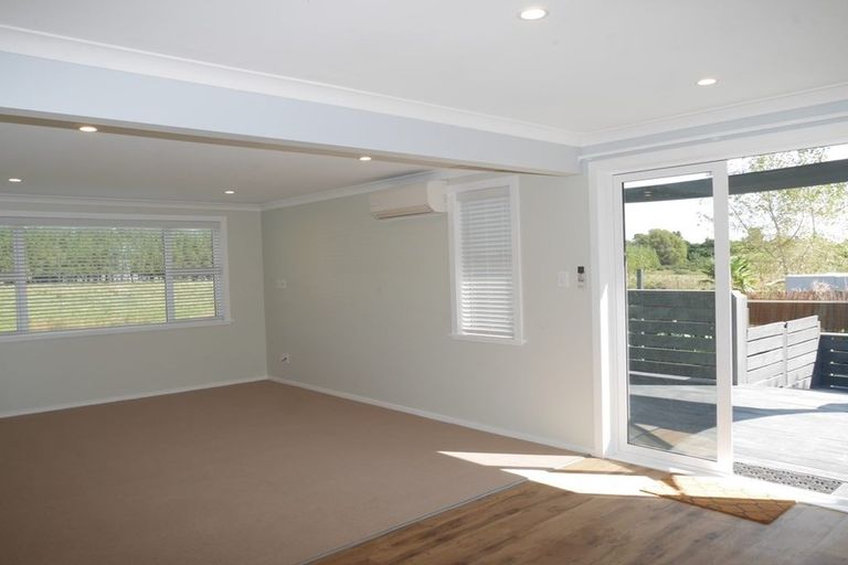 Photo of property in 357 State Highway 1, Otaihanga, Paraparaumu, 5391