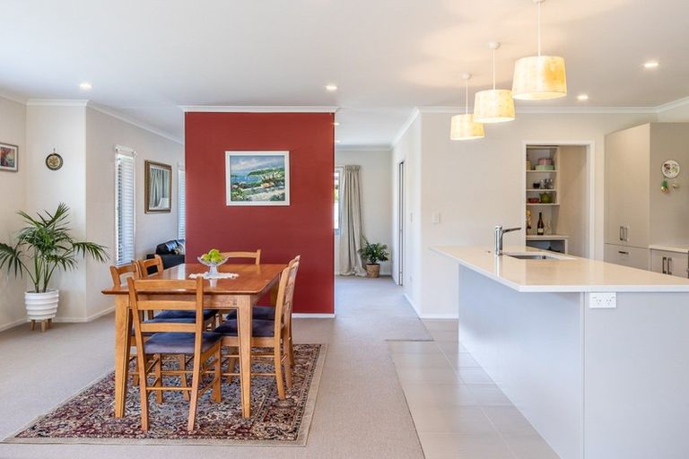 Photo of property in 58 Waterstone Avenue, Paraparaumu, 5032