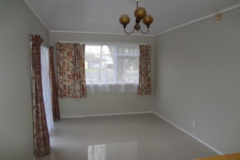 Photo of property in 71 Dominion Road, Papakura, 2110
