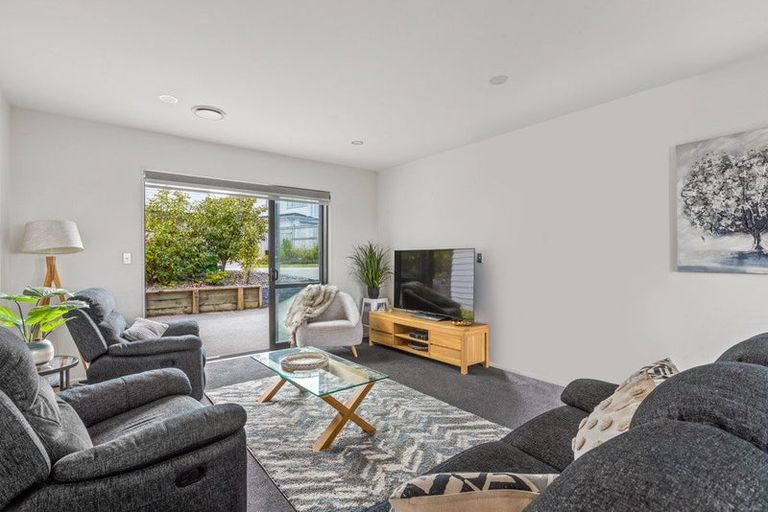 Photo of property in 69 Harvest Avenue, Orewa, 0931