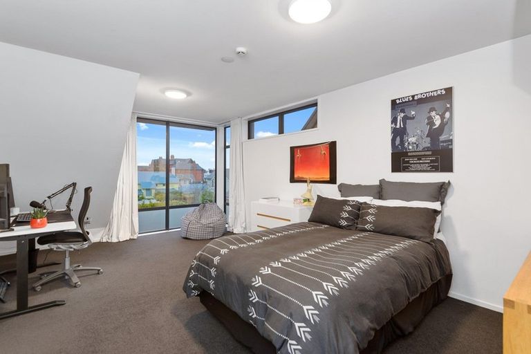 Photo of property in 2/2a Dorset Street, Christchurch Central, Christchurch, 8013