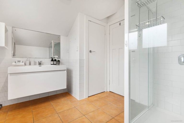 Photo of property in 45 View Road, Mount Eden, Auckland, 1024