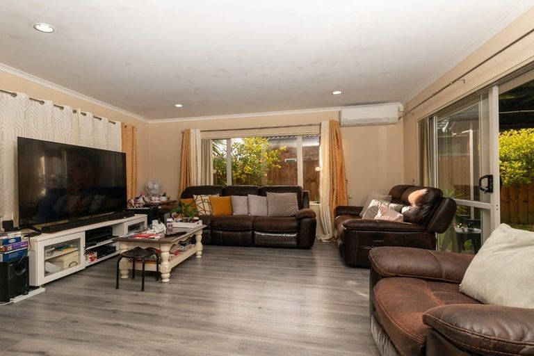 Photo of property in 19 Foxlaw Street, Randwick Park, Auckland, 2105