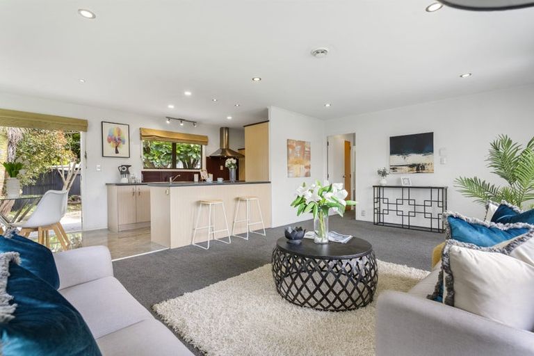 Photo of property in 24 Pinehurst Place, Wattle Downs, Auckland, 2103