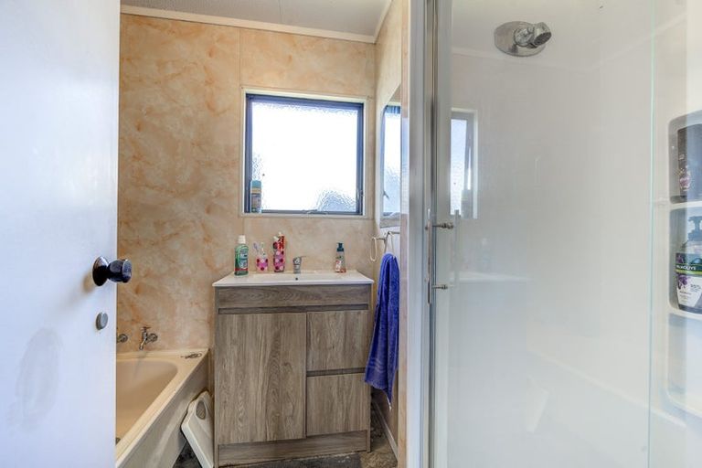 Photo of property in 71a Kahikatea Drive, Melville, Hamilton, 3206