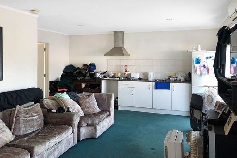 Photo of property in 4 Greenmeadows Avenue, Manurewa East, Auckland, 2102