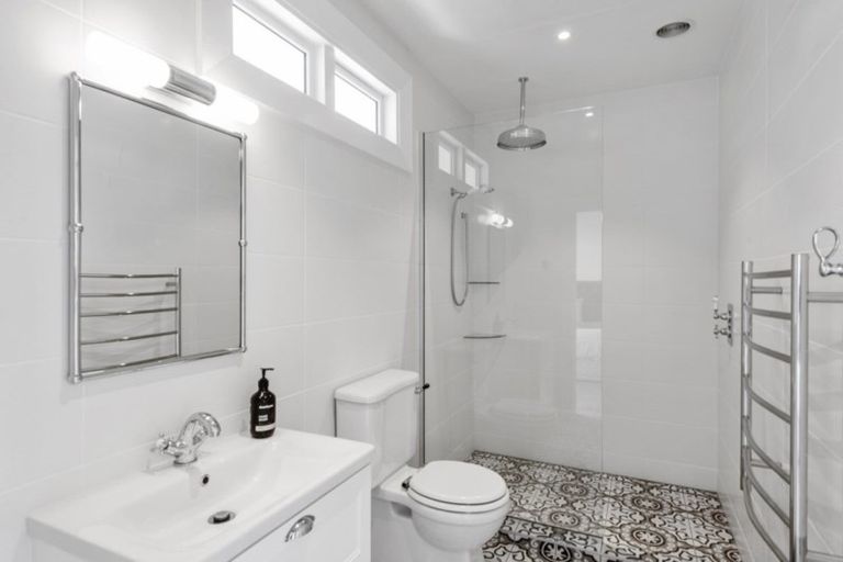 Photo of property in 22 Wai-iti Terrace, Burnside, Christchurch, 8053