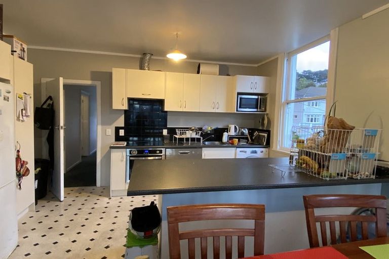 Photo of property in 14 Prince Street, Mount Victoria, Wellington, 6011